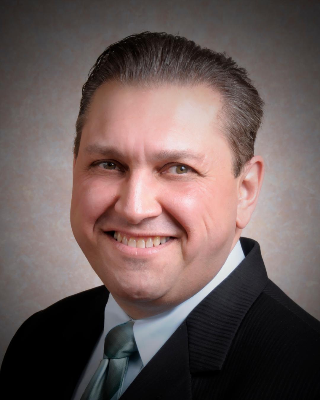 Dr. Mario Fucinari 