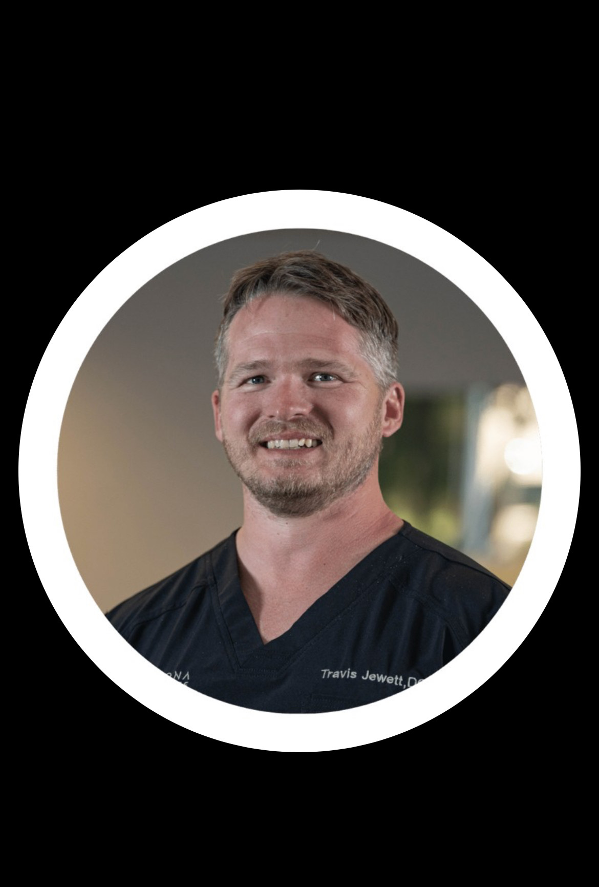 Dr. Travis Jewett